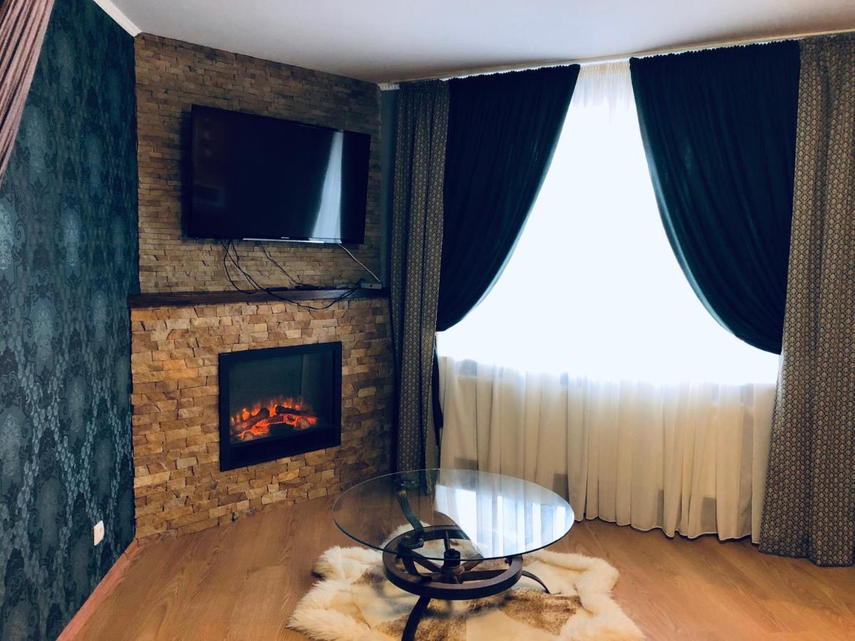 Vip Апартаменти Ternopil Exteriör bild